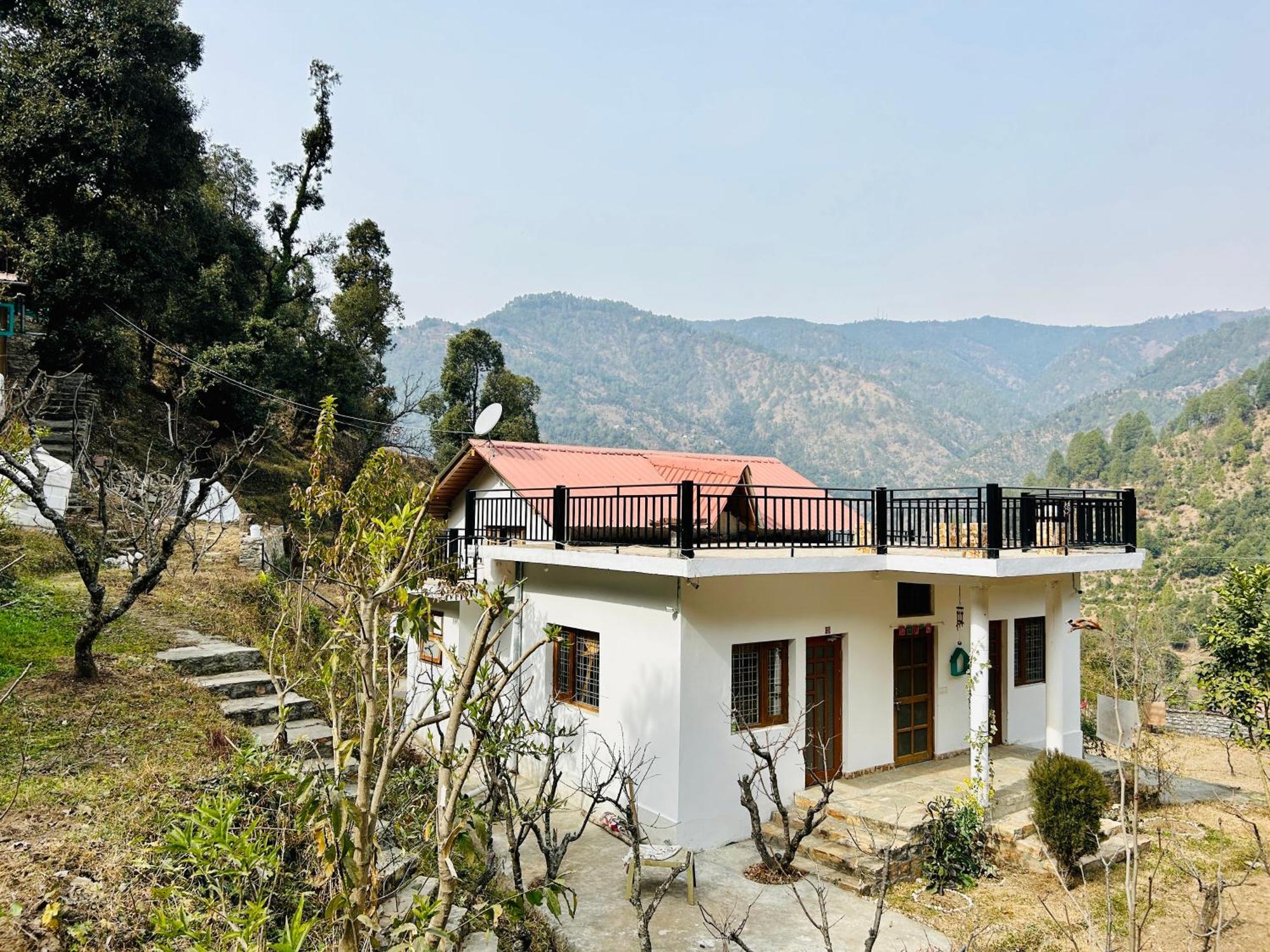 Love'S Farm, Cottage In Ramgarh エクステリア 写真